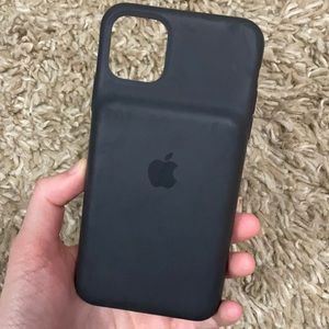 iPhone 11 Pro Max Charging Case